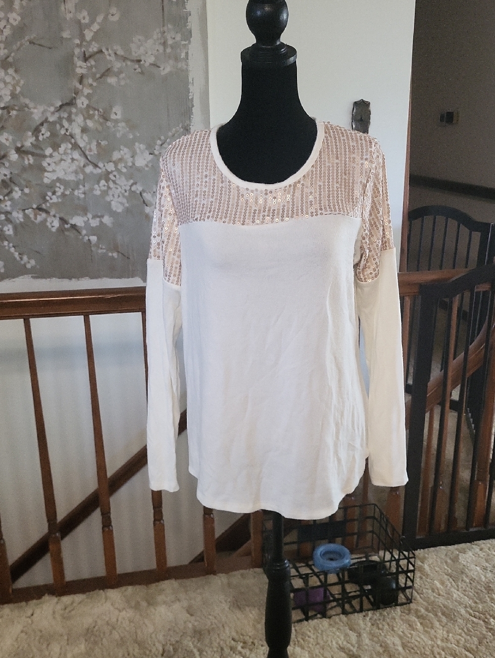 Sweater - Picture 1 of 4